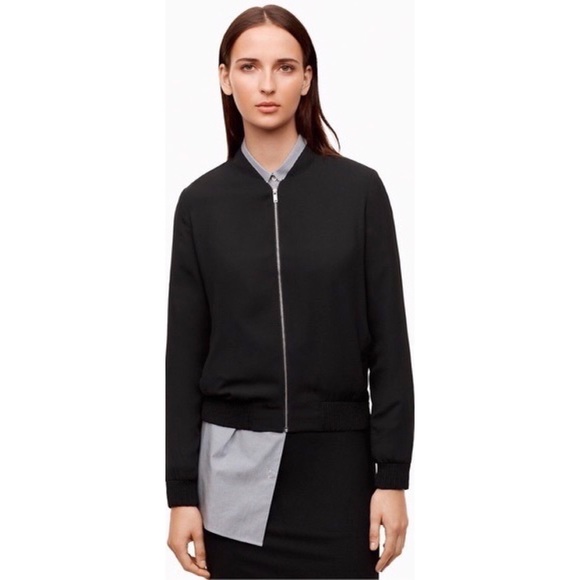 Aritzia Jackets & Blazers - Aritzia Babaton Gilroy Bomber Jacket Black, size XXS